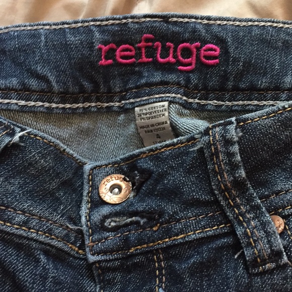 Dark denim capris - Picture 2 of 2